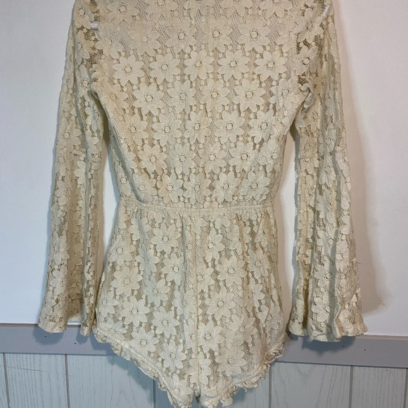 Lace Body Suit - Picture 3 of 5